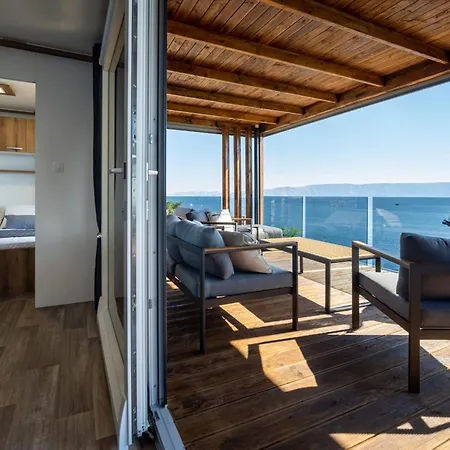 Seaside Deluxe Escape At - Two Bedroom Mobile With Hot-tub Ferienhaus